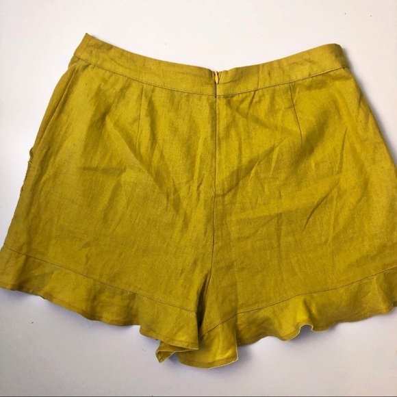 June & Hudson Ruffle Hem Linen Blend Shorts - Picture 7 of 9
